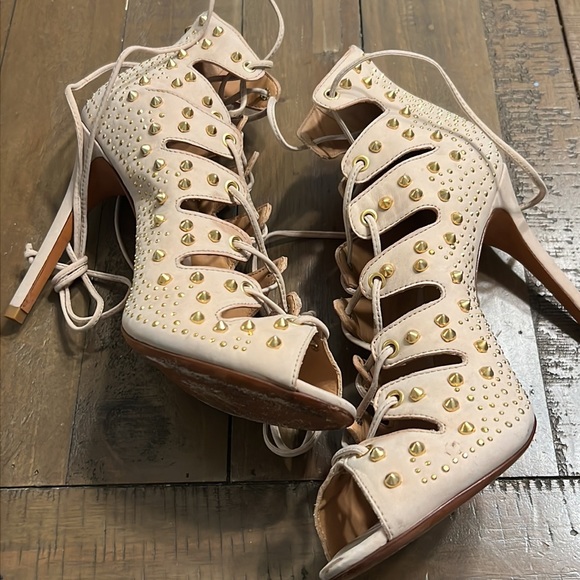Schutz “Arieli” Lace Up Studded Pumps Size 10B - Picture 9 of 9